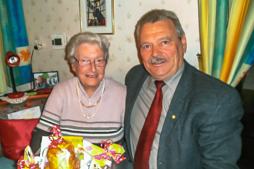 Jubilarin Helene Wieser mit Bezirksvertreter Alfred Heigl | Foto zVg von Alfred Heigl